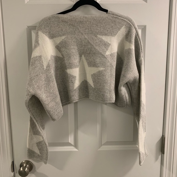 forever 21 cropped star sweater 💫 - Picture 2 of 2